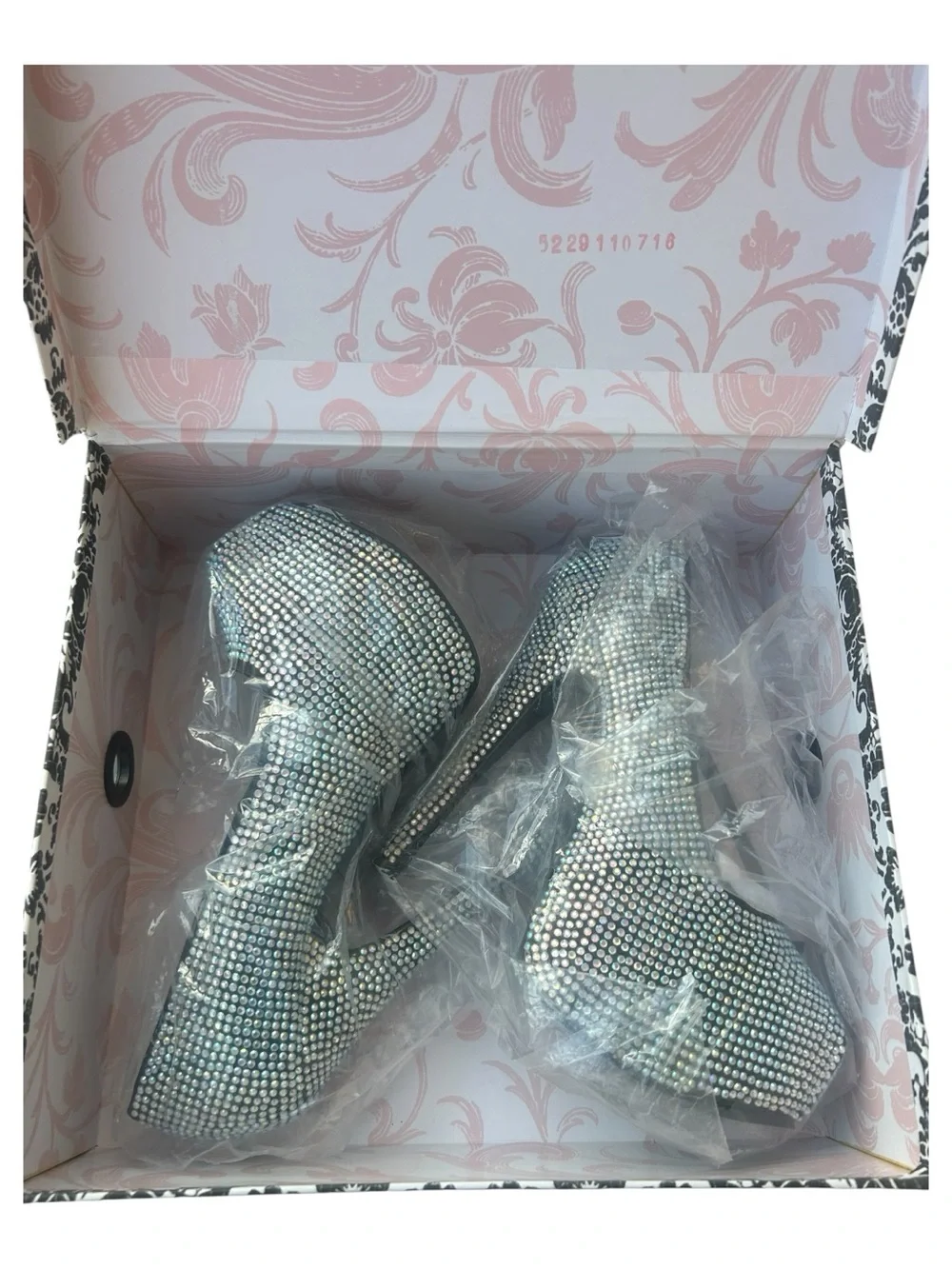 Bordello Teeze-06R Iridescent Rhinestone Platform High Heels Size 6 NIB